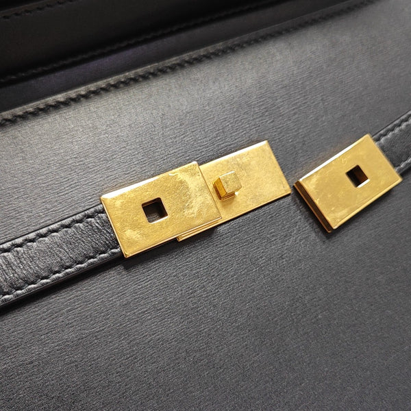 MANHATTAN Calfskin Black