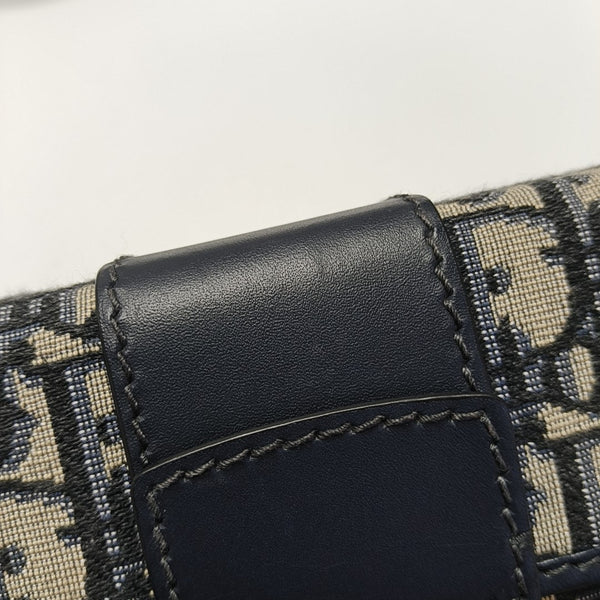 30 Montaigne Mini Oblique Canvas Blue