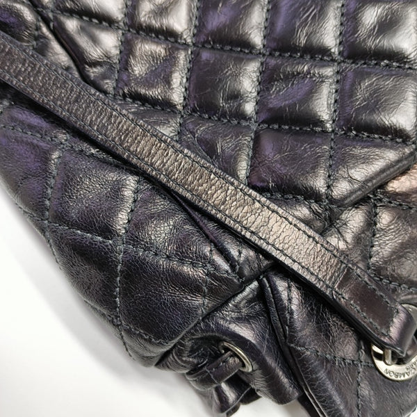 MOUNTAIN Quilted Calfskin Black