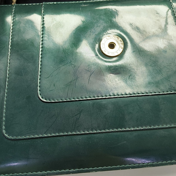 SERPENTI FOREVER Medium Quilted Patent Leather Green