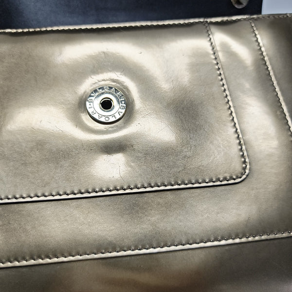 SERPENTI FOREVER Medium Calfskin Beige
