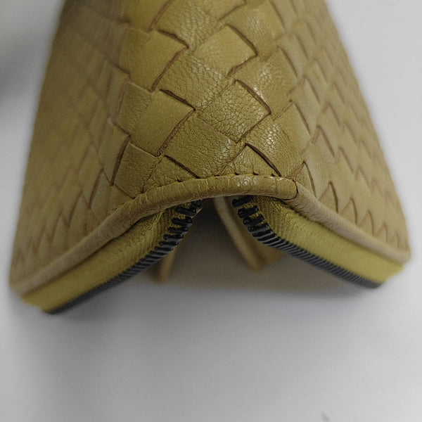 Calfskin Clutch Green