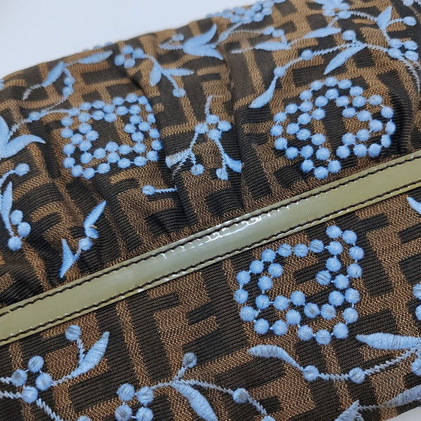 Canvas Brown