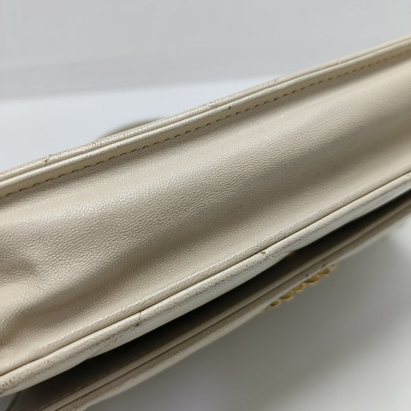 CHANEL 19 WOC Quilted Lambskin Beige