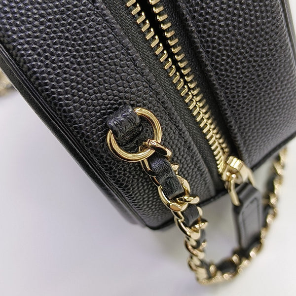 Authenticated pre-owned FILIGREE Quilted Grained Calfskin Black - Crossbody Bag at Looply