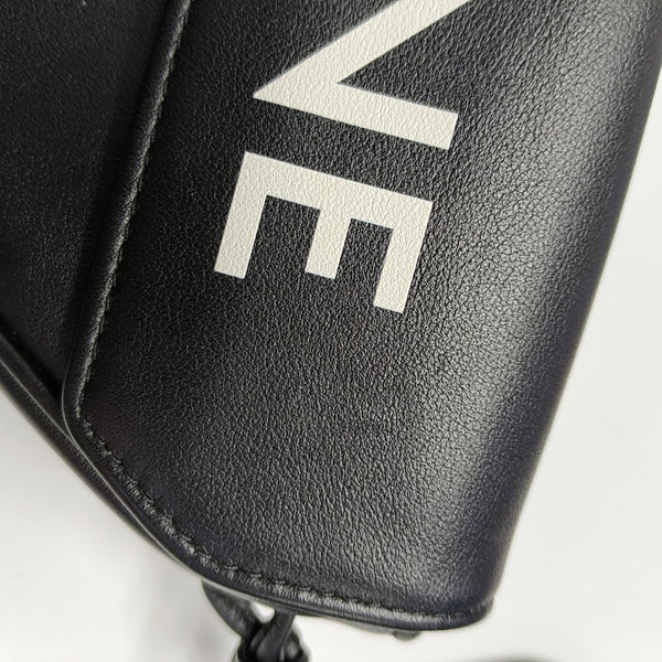 TRIANGLE Calfskin Black