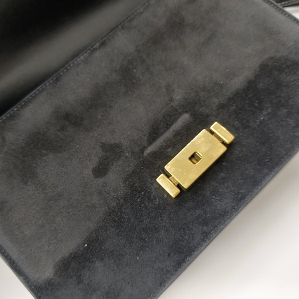 BELLECHASSE Medium Calfskin Black