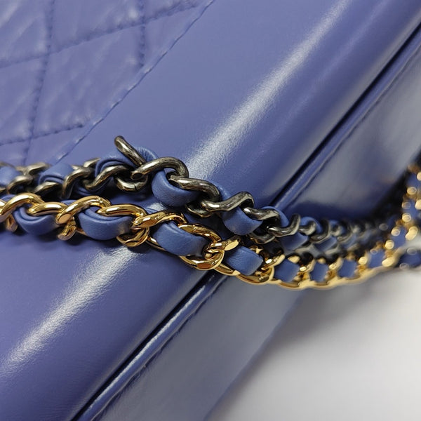 Authenticated pre-owned GABRIELLE Small Quilted Calfskin Purple - Crossbody Bag at Looply