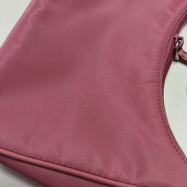 Re-Edition2000 Mini Nylon Red