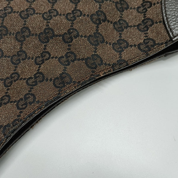 Monogram Canvas Brown
