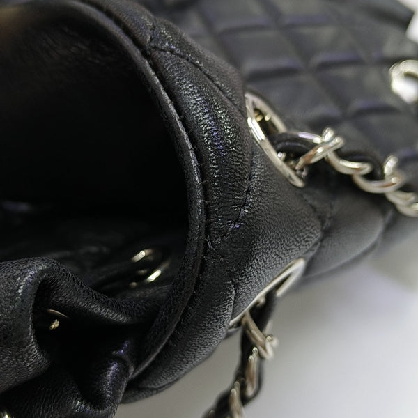 URBAN SPIRIT Small Quilted Lambskin Black