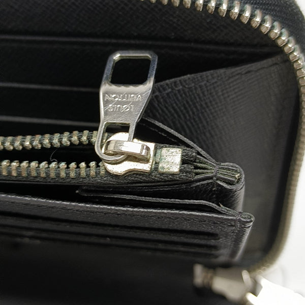 ZIPPY Damier Graphite Coated Canvas Gray Wallet