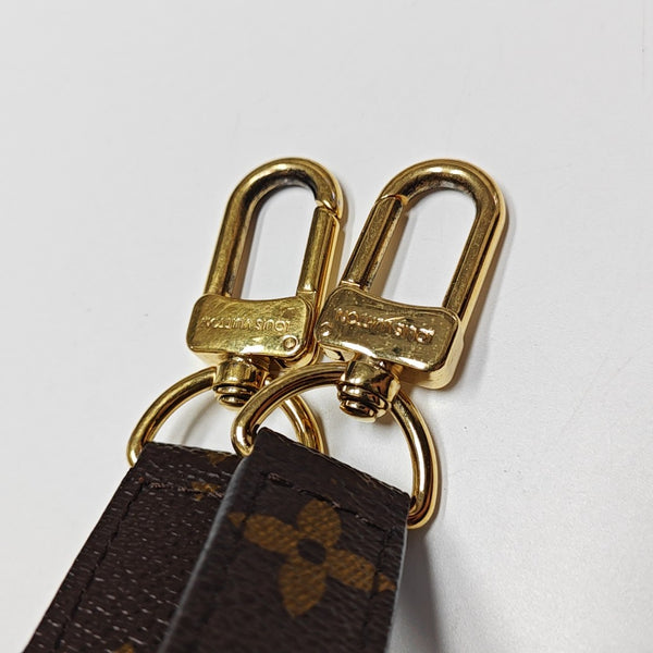 MÉTIS MM Monogram Coated Canvas Brown