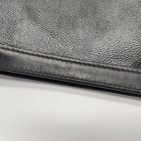 Pochette Voyag MM Damier Graphite Coated Canvas Gray