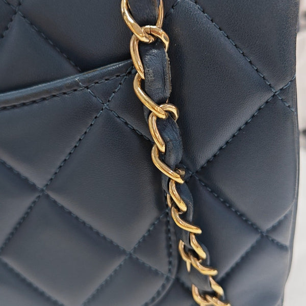 TRENDY CC Small Quilted Lambskin Blue