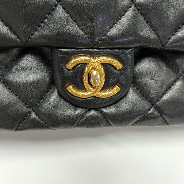 Quilted Lambskin Shoulder Bag Small Black