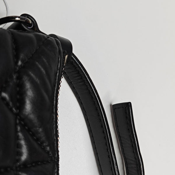 Diortravel Nomad Pequeño Cannage Piel de Becerro Negra