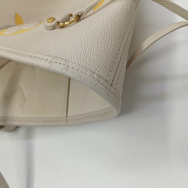 NEVERFULL MM Monogram Calfskin Beige