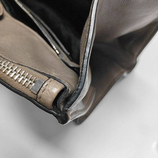 Authenticated pre-owned Galleria Small Calfskin Gray - Tote Bag at Looply