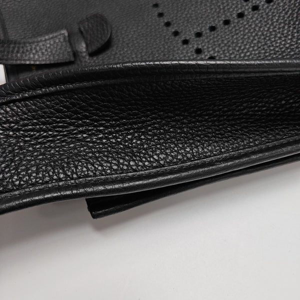 Evelyne 29 Togo Black