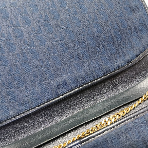Oblique Canvas Blue