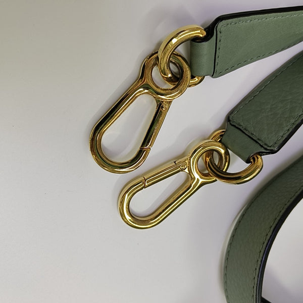Puzzle Medium Calfskin Green