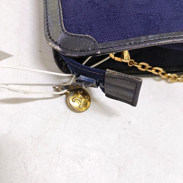 Canvas Blue