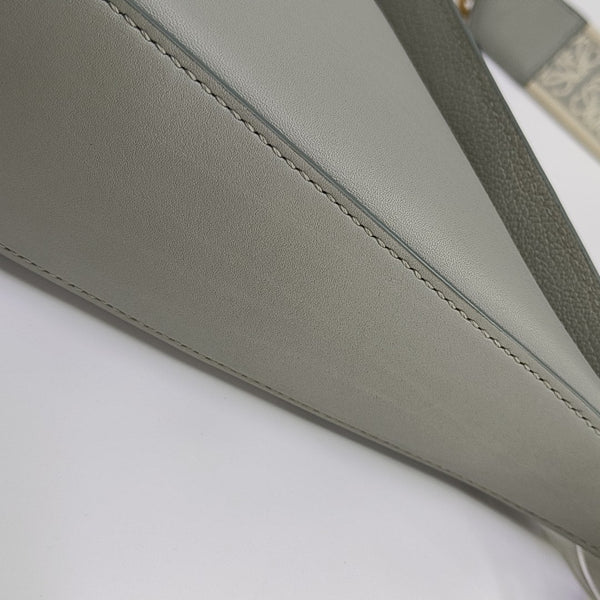 Hammock Hobo Calfskin Gray