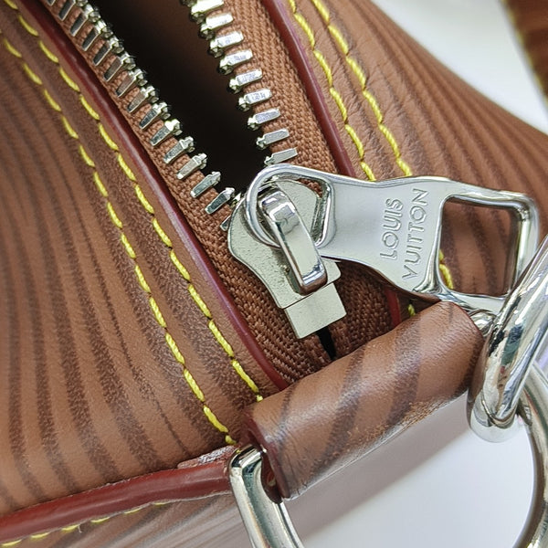 VINTAGE SOUFFLOT Calfskin Brown