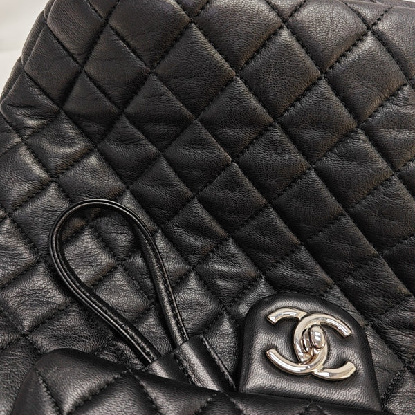 URBAN SPIRIT Small Quilted Lambskin Black