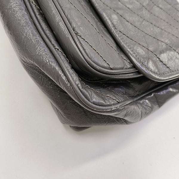 NIKI Medium Chevron Calfskin Gray