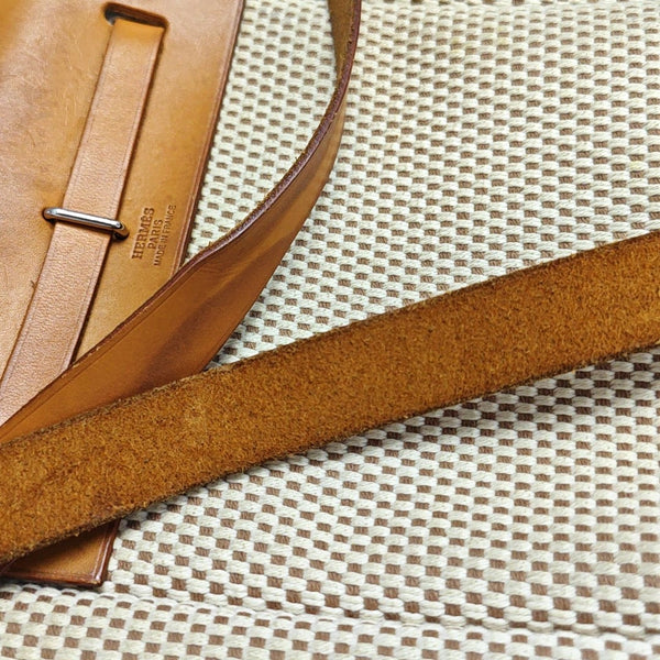 Authenticated pre-owned Herbag Canvas White - Shoulder Bag at Looply