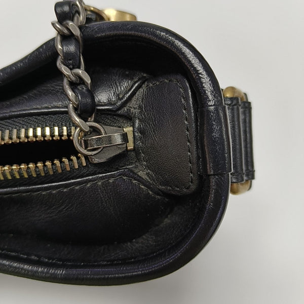 GABRIELLE Small Quilted Calfskin Black