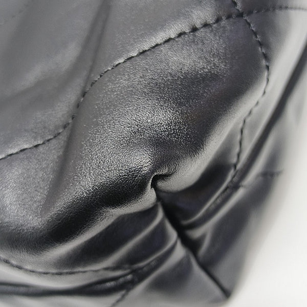 CHANEL 22 Small Quilted Calfskin Black