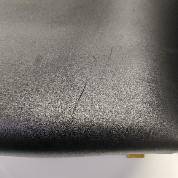 LE 37 Small Calfskin Black