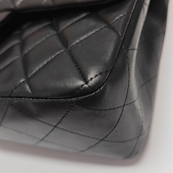 CLASSIC FLAP Jumbo Quilted Lambskin Black