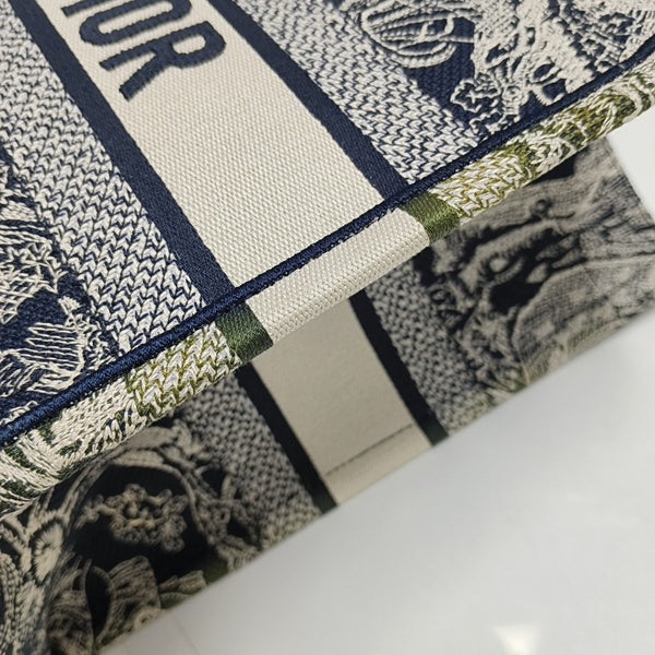 Book Tote Medium Canvas Blue