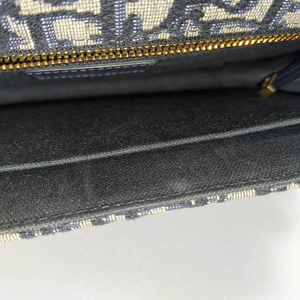 30 Montaigne Oblique Canvas Blue