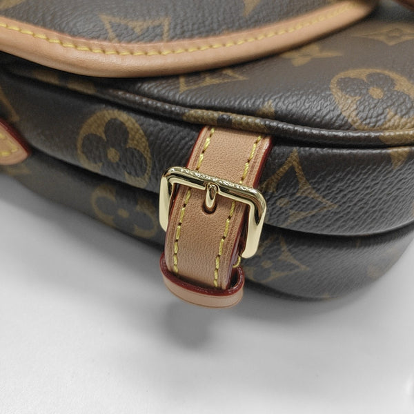 SAUMUR BB Monogram Coated Canvas Brown