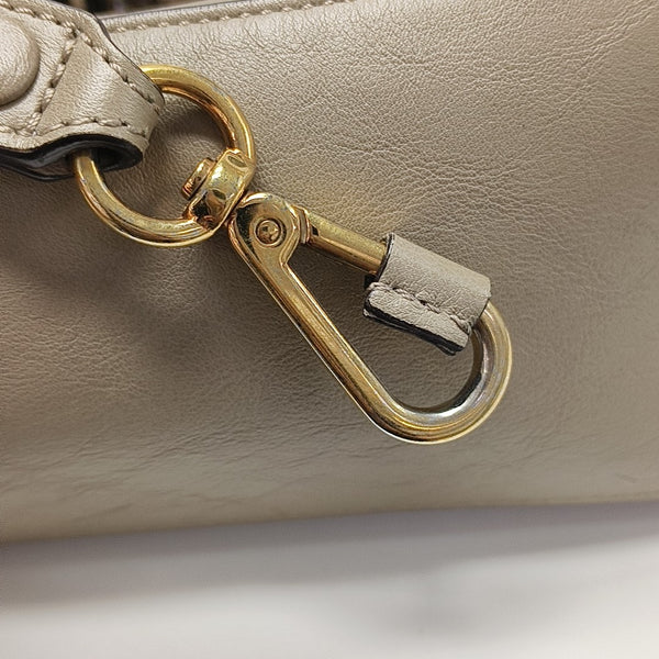 Faye Medium Calfskin Gray