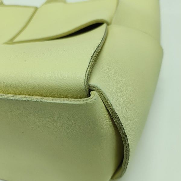 Arco Medium Lambskin Yellow