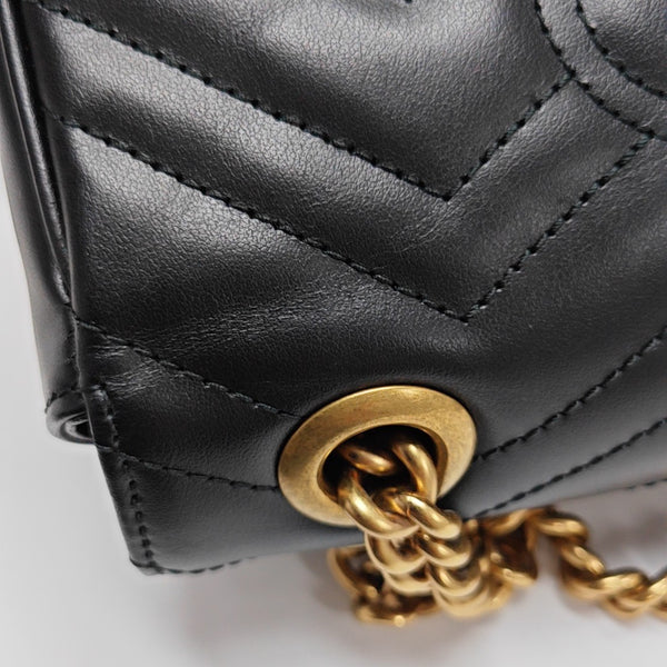 GG Marmont Small Quilted Calfskin Black