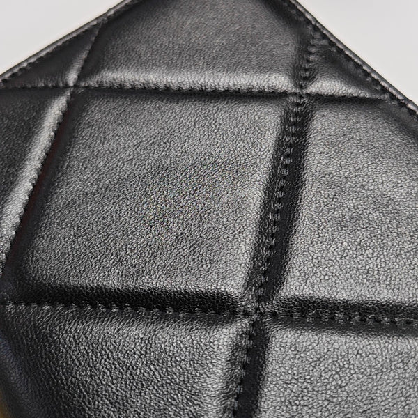 CHANEL 19 WOC Quilted Lambskin Black
