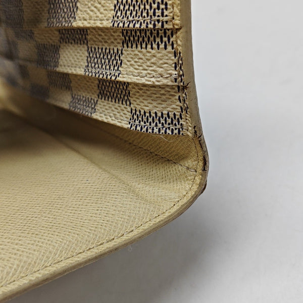 SARAH Damier Azur Coated Canvas White Wallet