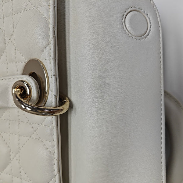 Lady D-Joy Medium Cannage Lambskin White