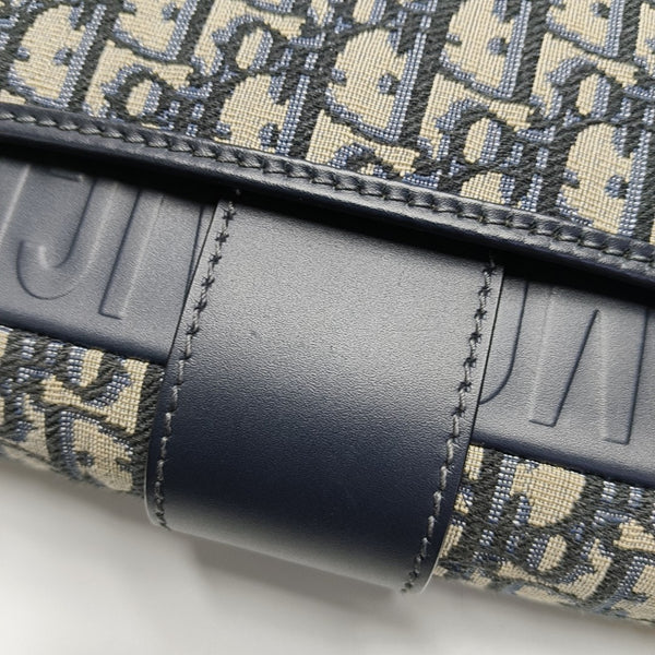 30 Montaigne Oblique Canvas Blue