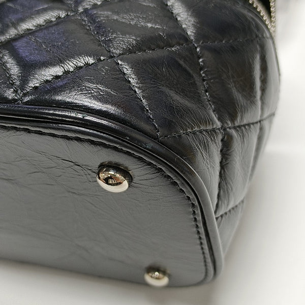 AQUARIUM Quilted Calfskin Black