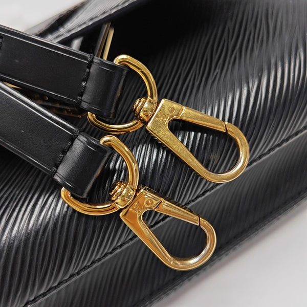 TWIST PM Calfskin Black