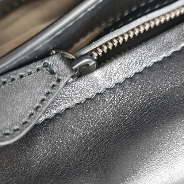 Piazza Medium Calfskin Black