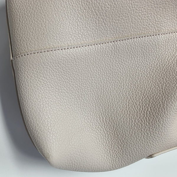Calfskin Shoulder Bag Pink